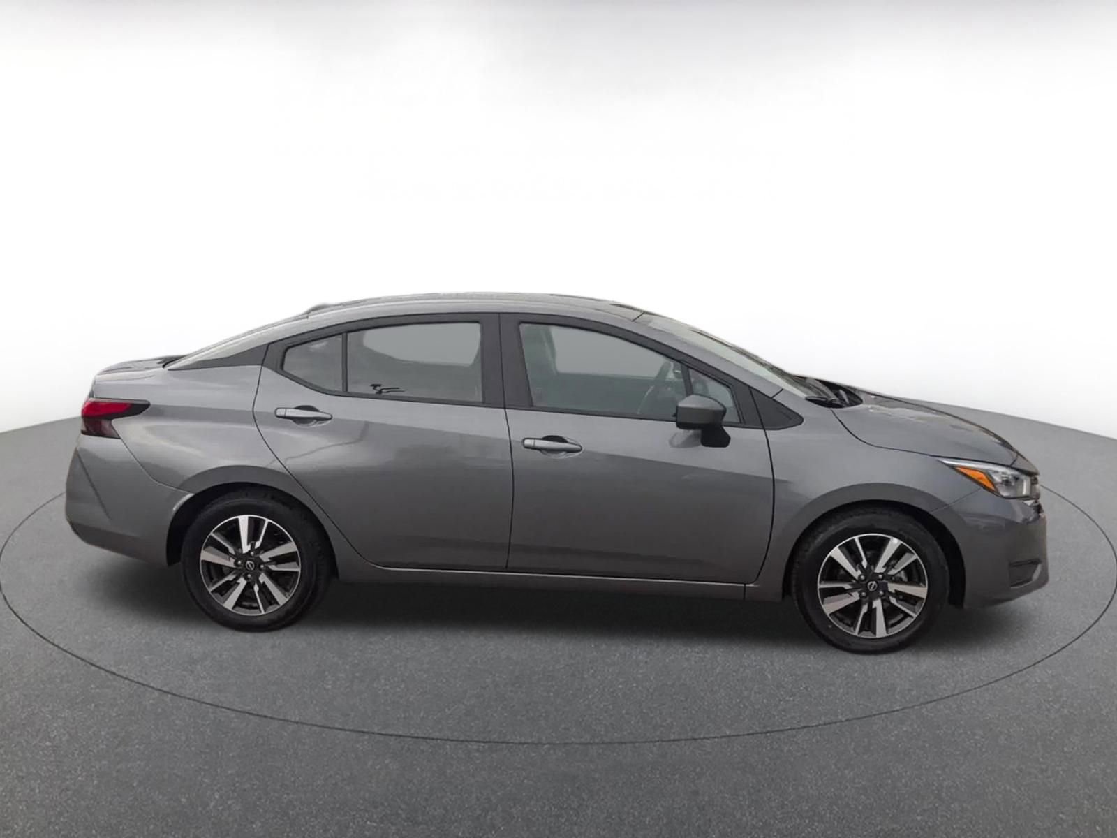 Used 2025 Nissan Versa SV FWD image 16