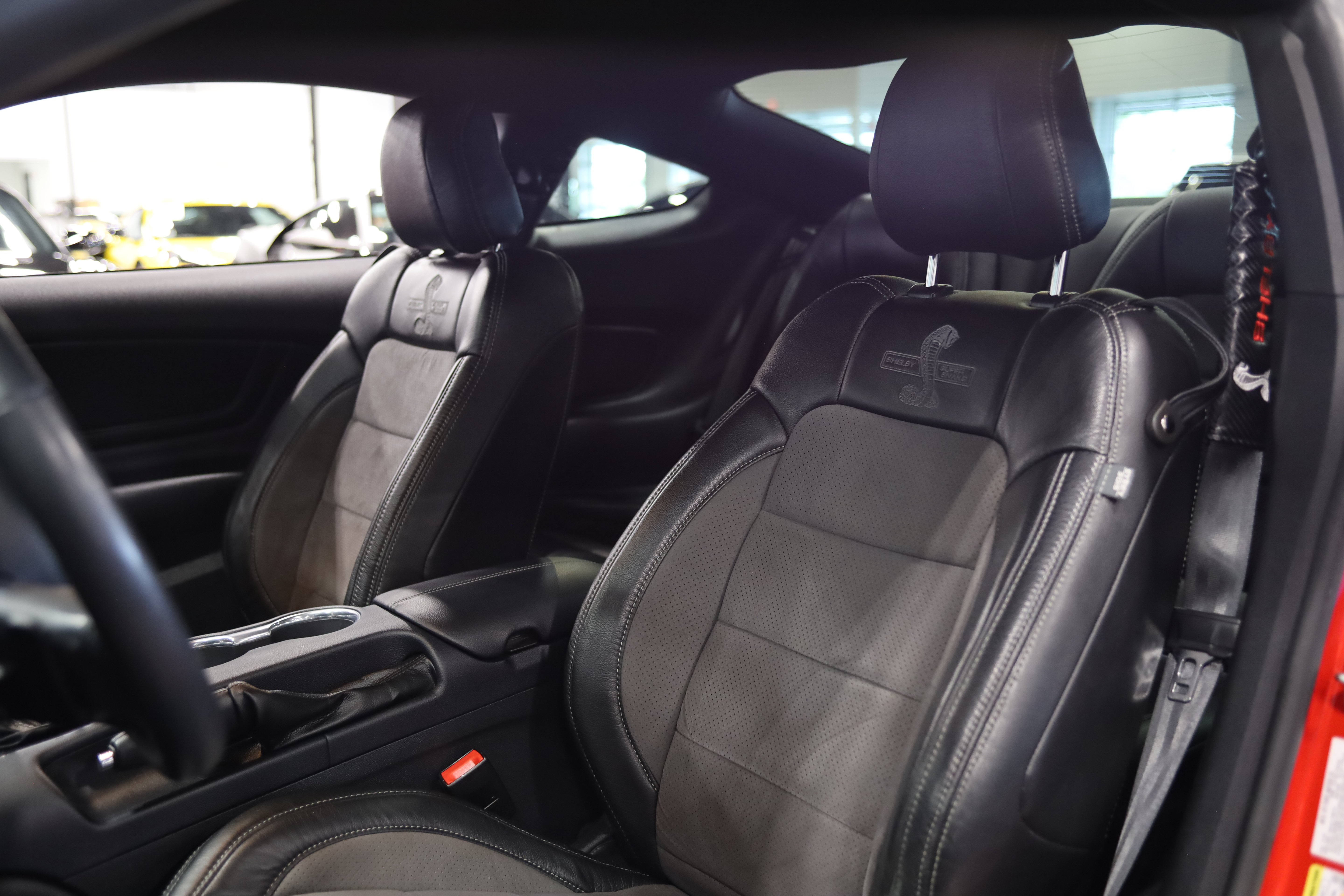 Used 2020 Ford Mustang GT Premium w/ GT Performance Package RWD image 14
