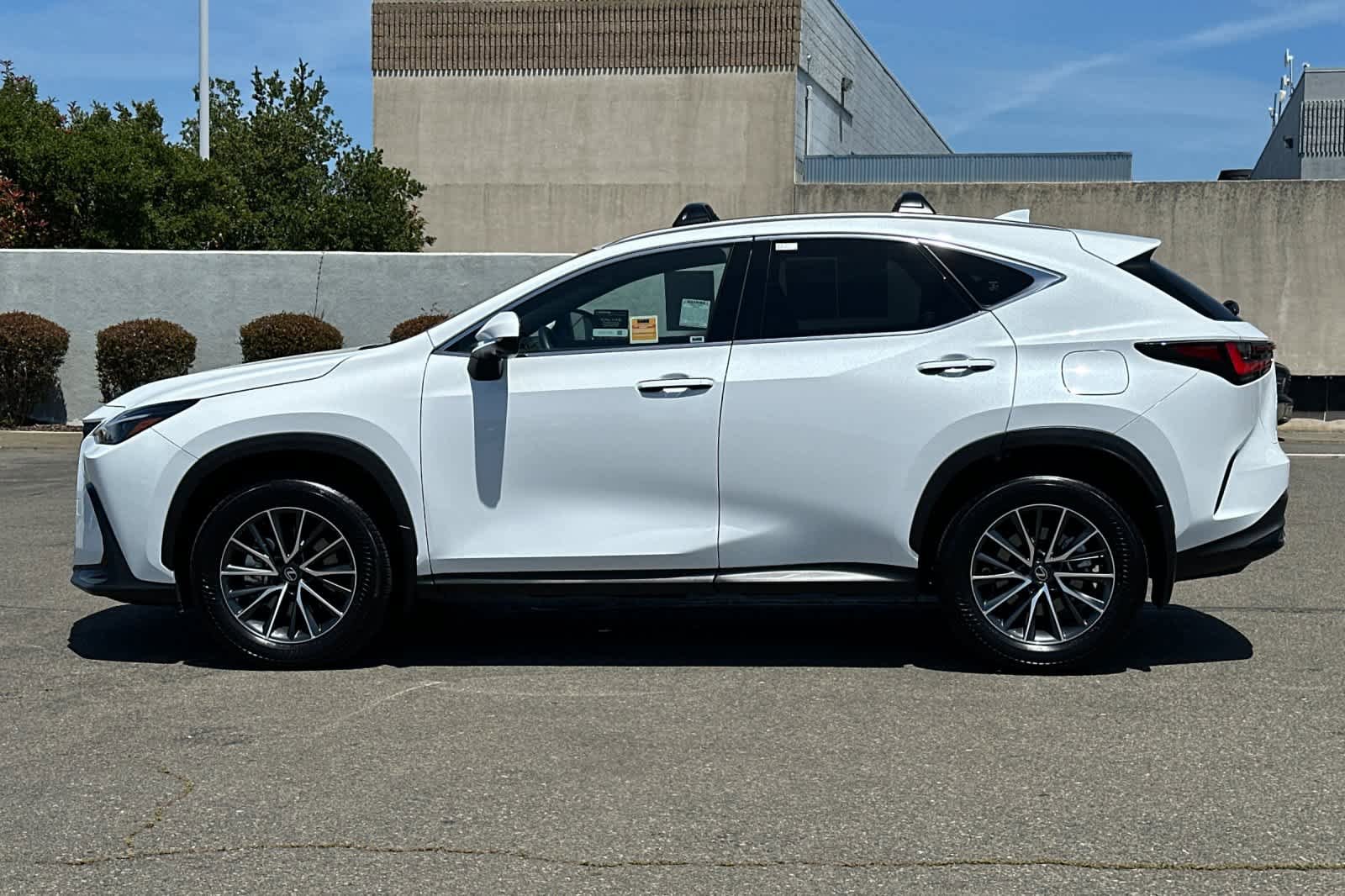 Certified 2026 Lexus NX 350h AWD w/ Accessory Package (2T) image 9