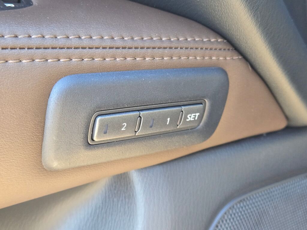 Used 2014 INFINITI QX60 AWD w/ Premium Package image 28