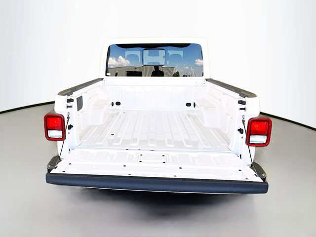 New 2025 Jeep Gladiator Sport image 22
