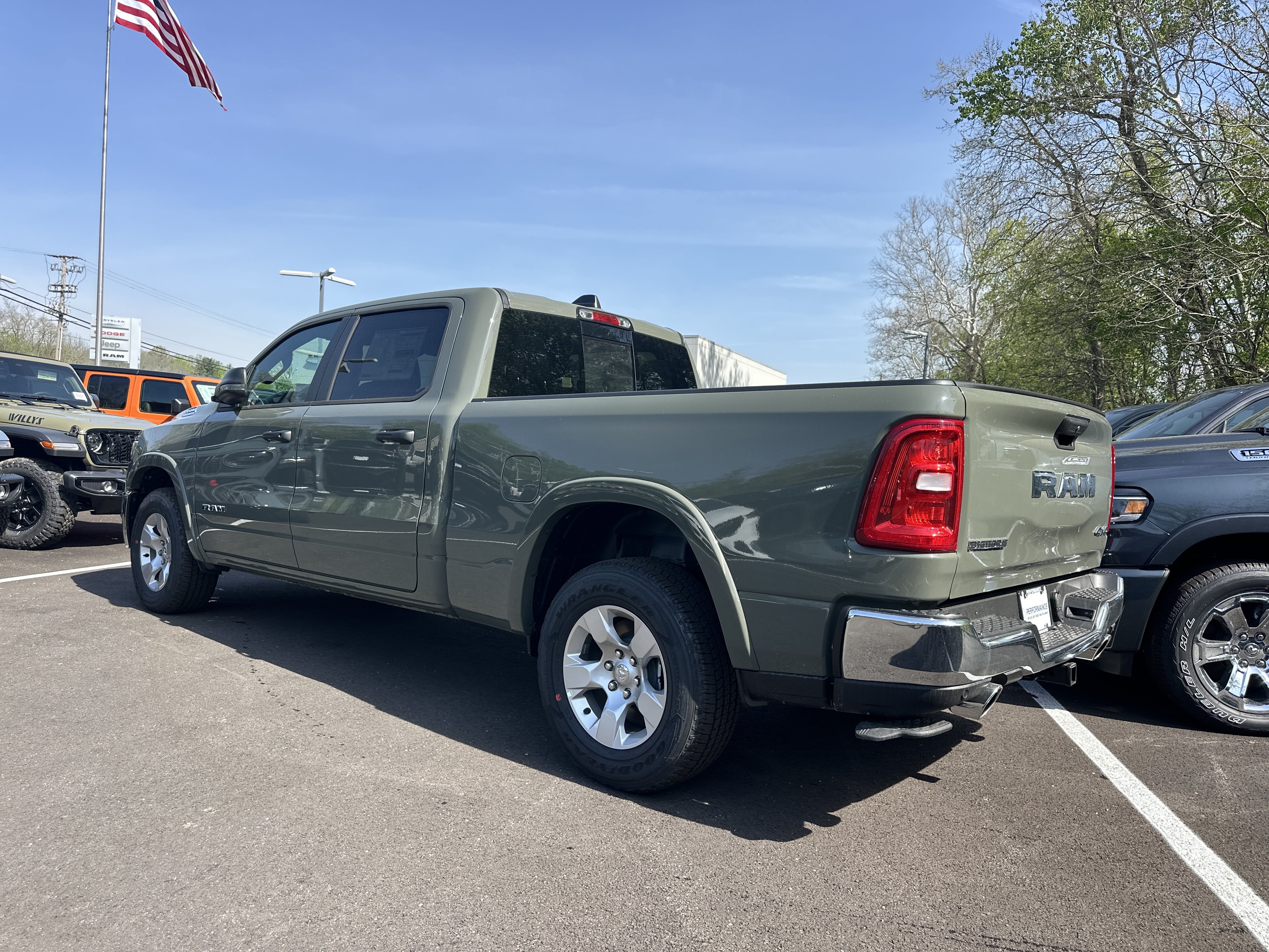 New 2026 RAM 1500 Big Horn AWD/4WD image 15