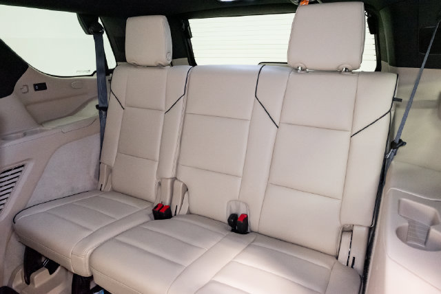 Used 2023 Cadillac Escalade Premium Luxury AWD/4WD image 22