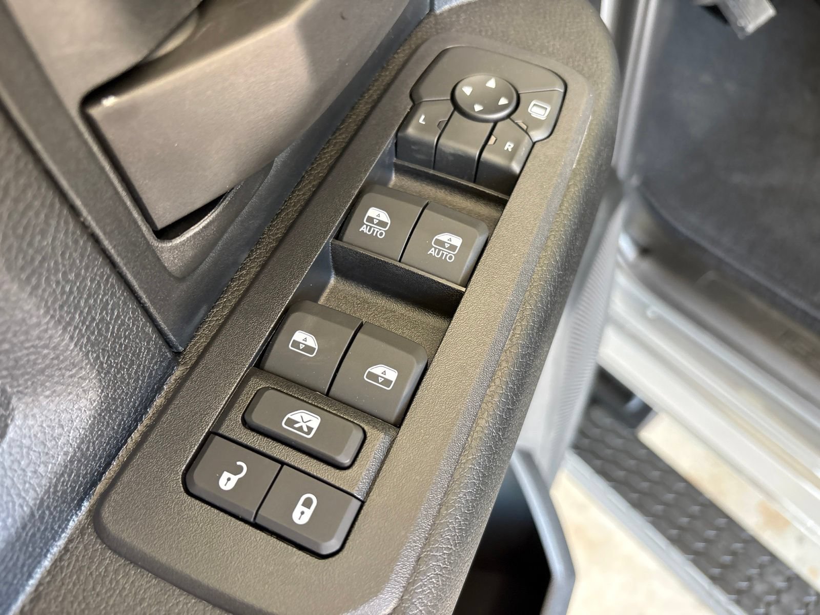 New 2026 RAM 2500 Tradesman AWD/4WD image 11