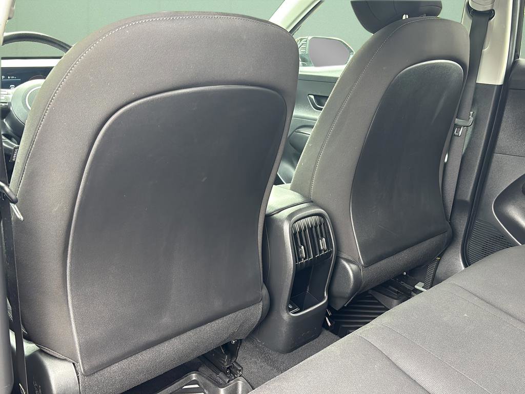 Certified 2024 Hyundai Kona SEL FWD image 17