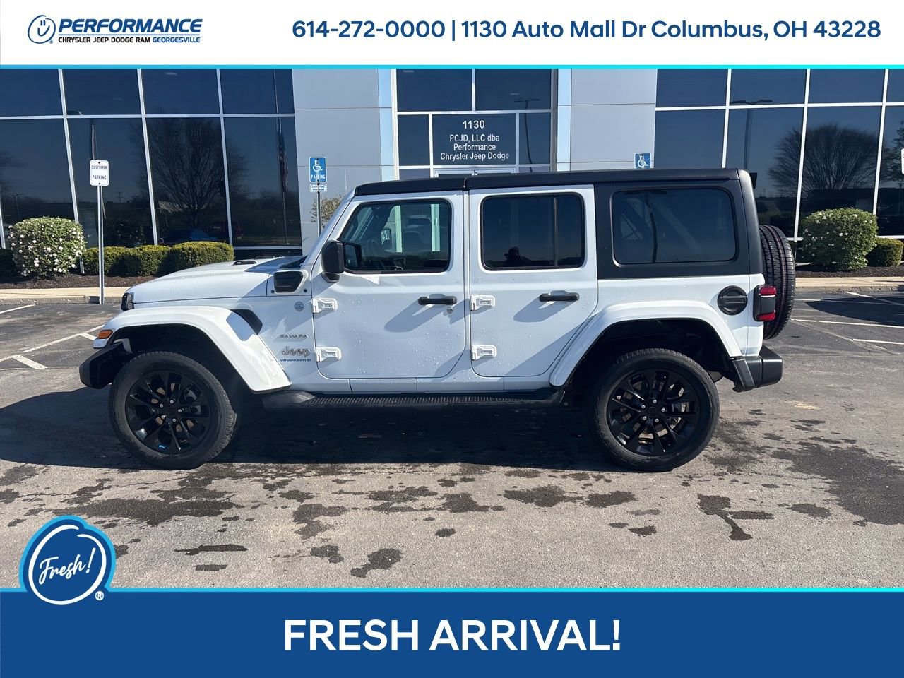Used 2023 Jeep Wrangler Unlimited Sahara w/ Cold Weather Group image 7