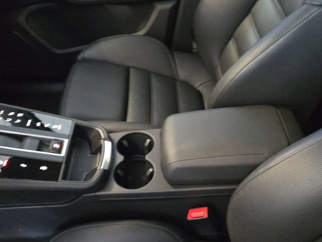 Used 2025 Porsche Macan AWD/4WD image 21