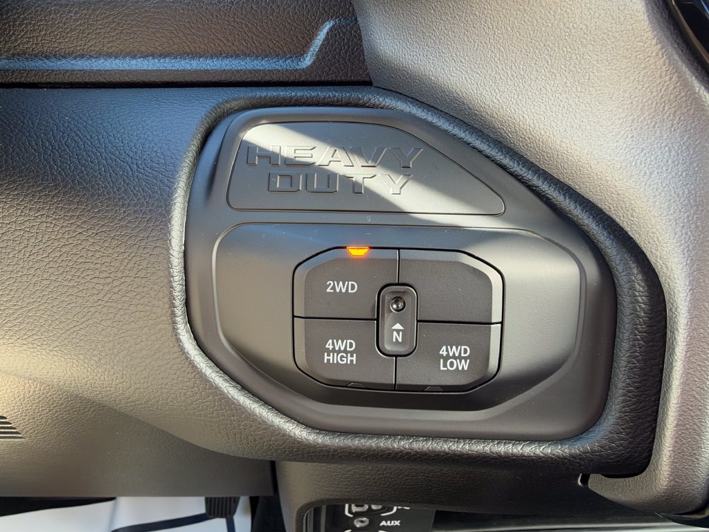 New 2027 RAM 2500 Laramie AWD/4WD image 16