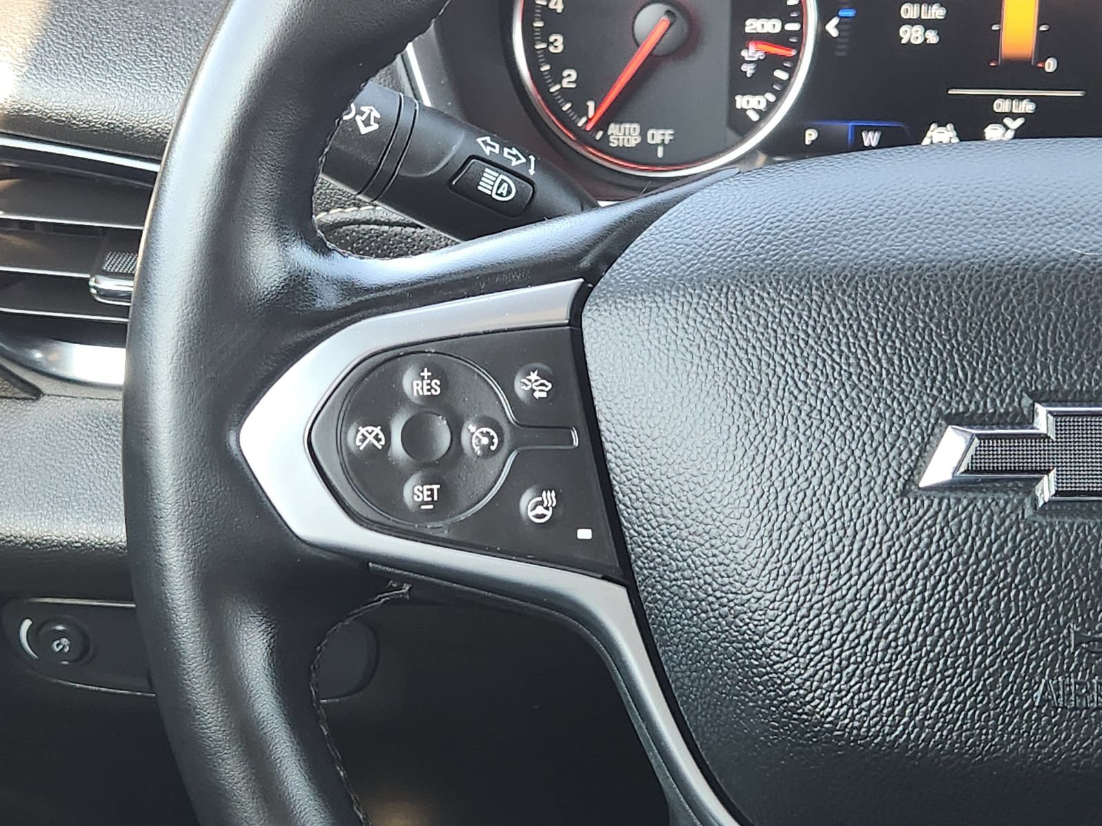 Used 2023 Chevrolet Traverse Premier w/ Redline Edition FWD image 31