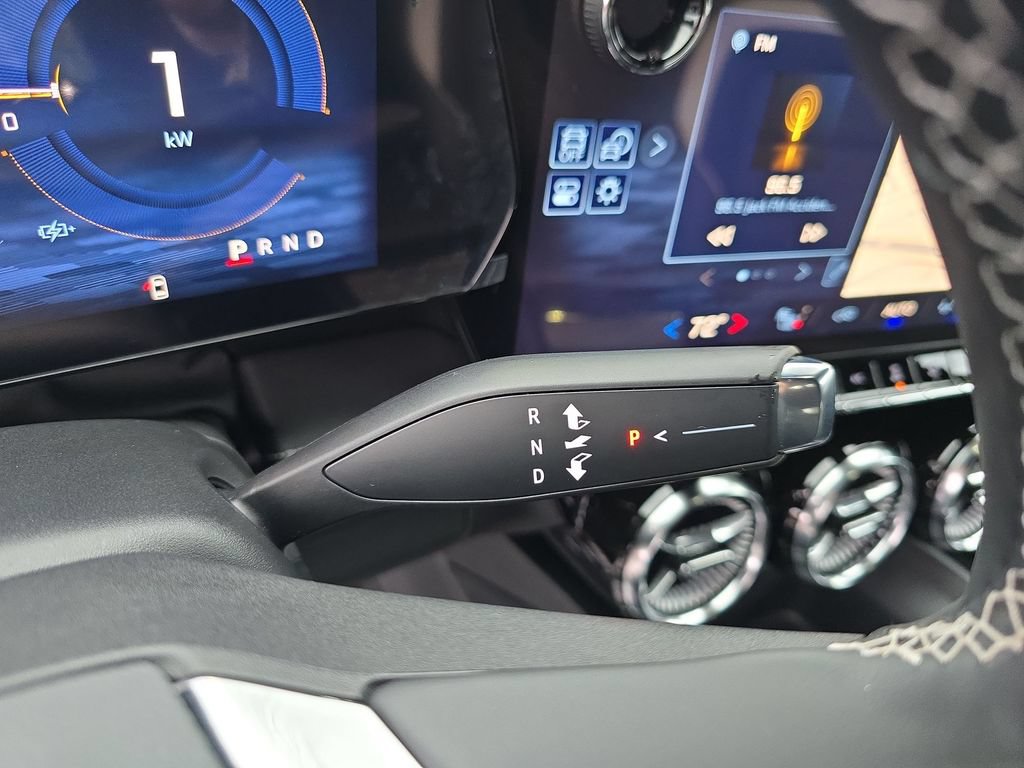 New 2025 Chevrolet Blazer EV LT AWD/4WD image 19