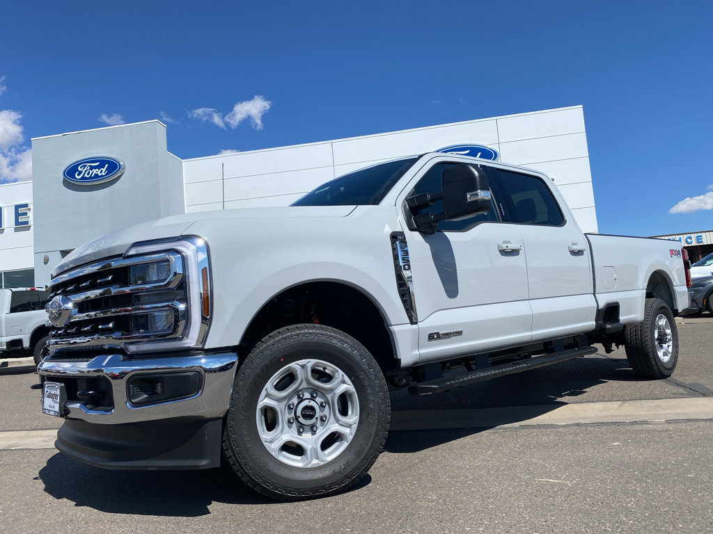 New 2026 Ford F350 4x4 Crew Cab Super Duty