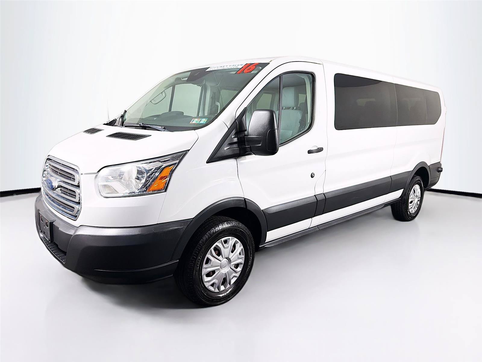 Used 2016 Ford Transit 350 XLT RWD image 7