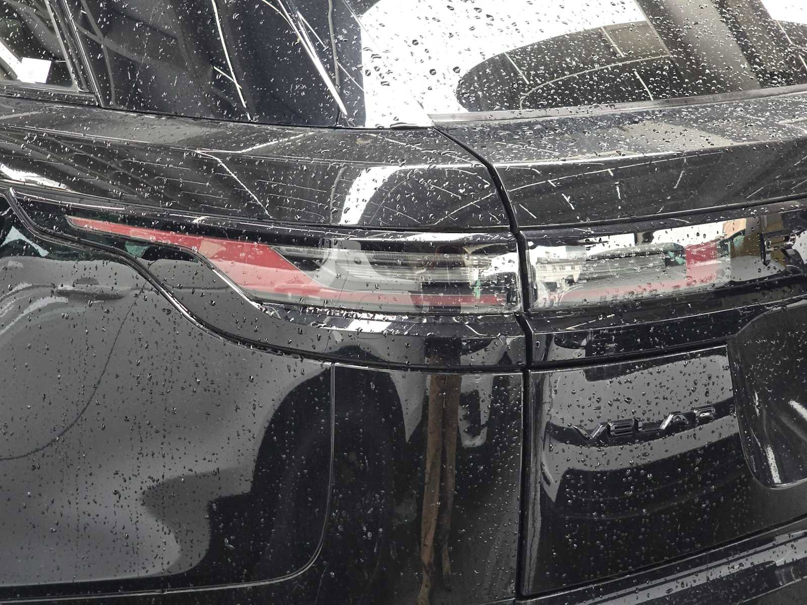 Used 2024 Land Rover Range Rover Velar Dynamic SE image 12