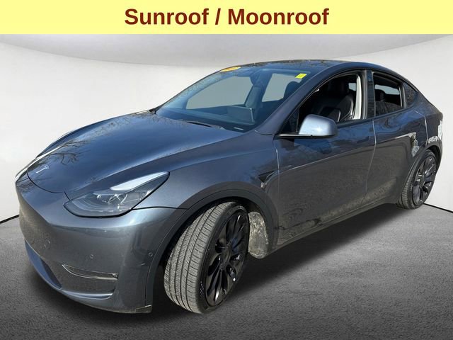 Used 2022 Tesla Model Y Performance image 5