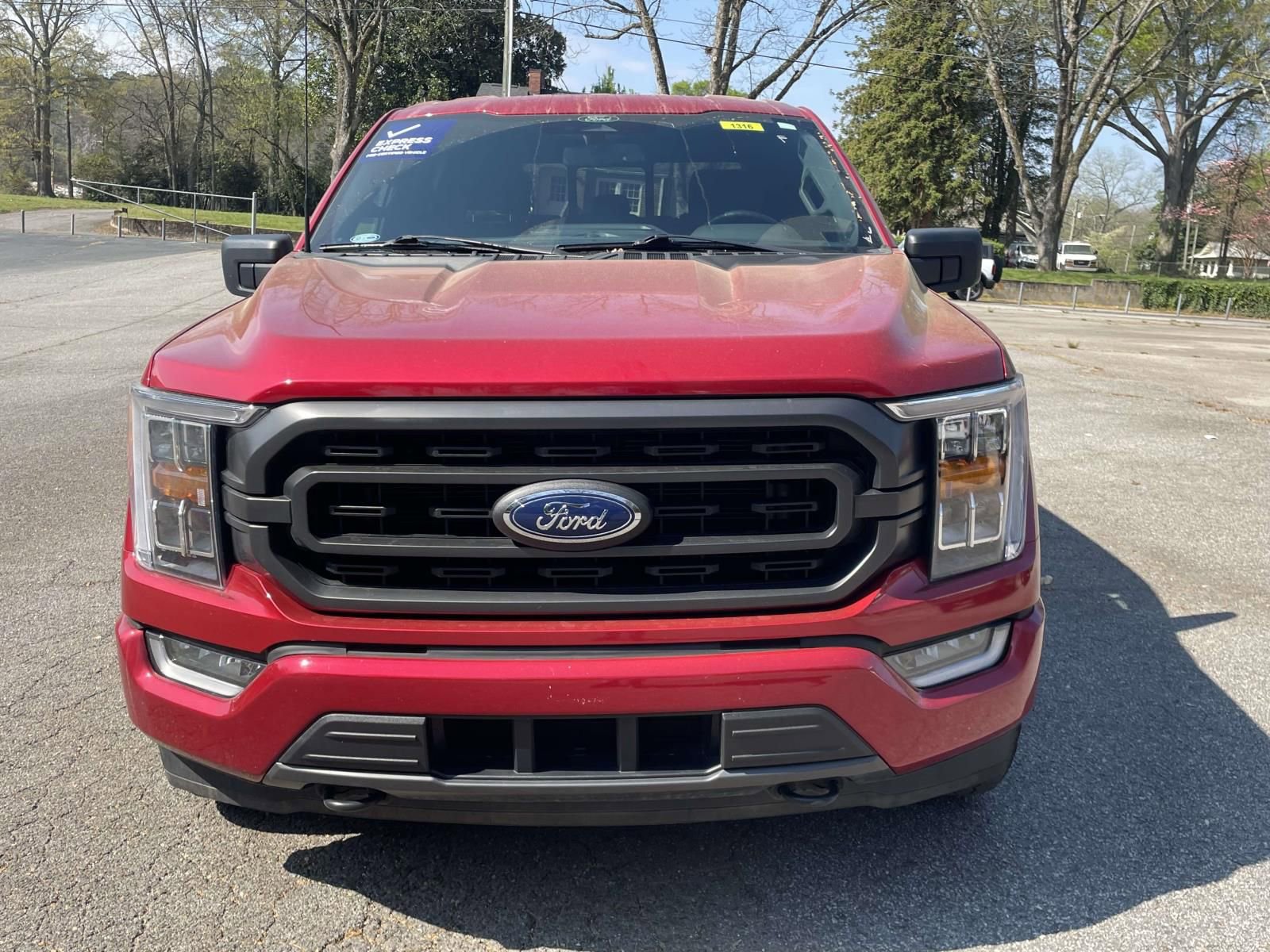 Certified 2022 Ford F150 XLT w/ Equipment Group 302A High image 11