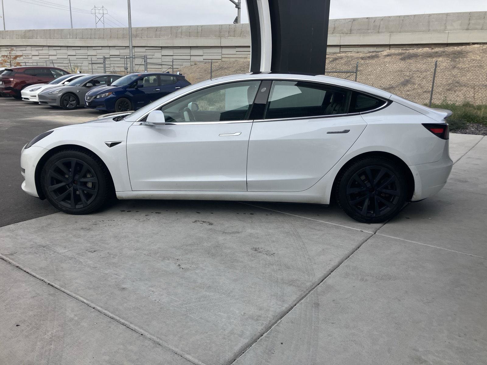 Used 2018 Tesla Model 3 Long Range AWD/4WD image 5