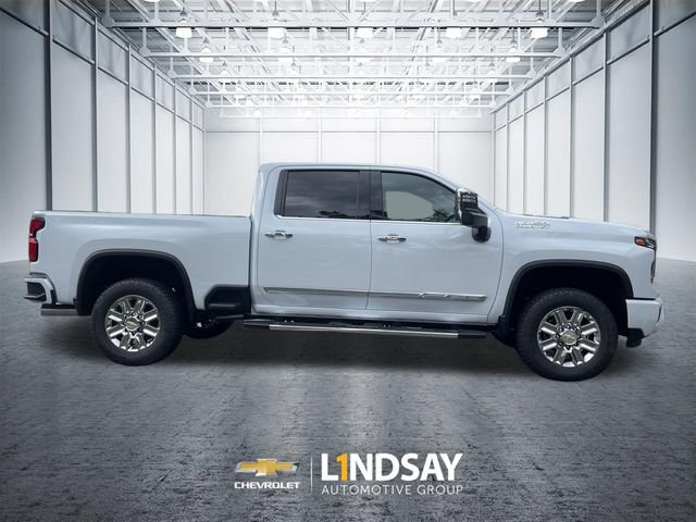 New 2026 Chevrolet Silverado 3500 High Country w/ High Country Premium Package AWD/4WD image 9