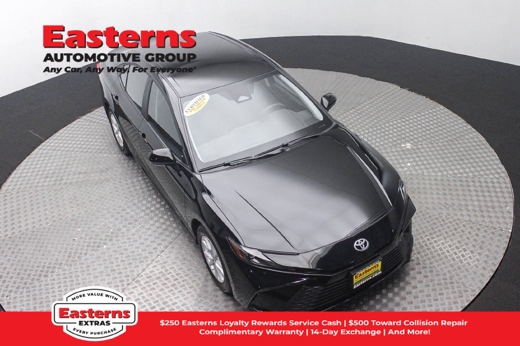 Used 2026 Toyota Camry LE FWD image 4