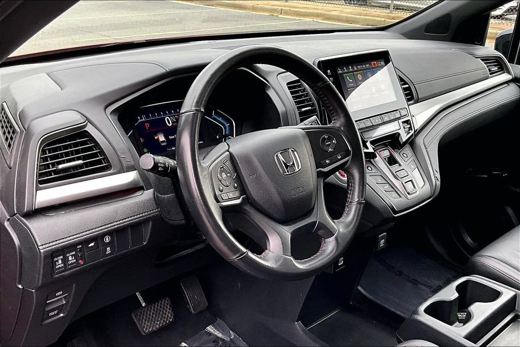 Used 2024 Honda Odyssey Sport image 13