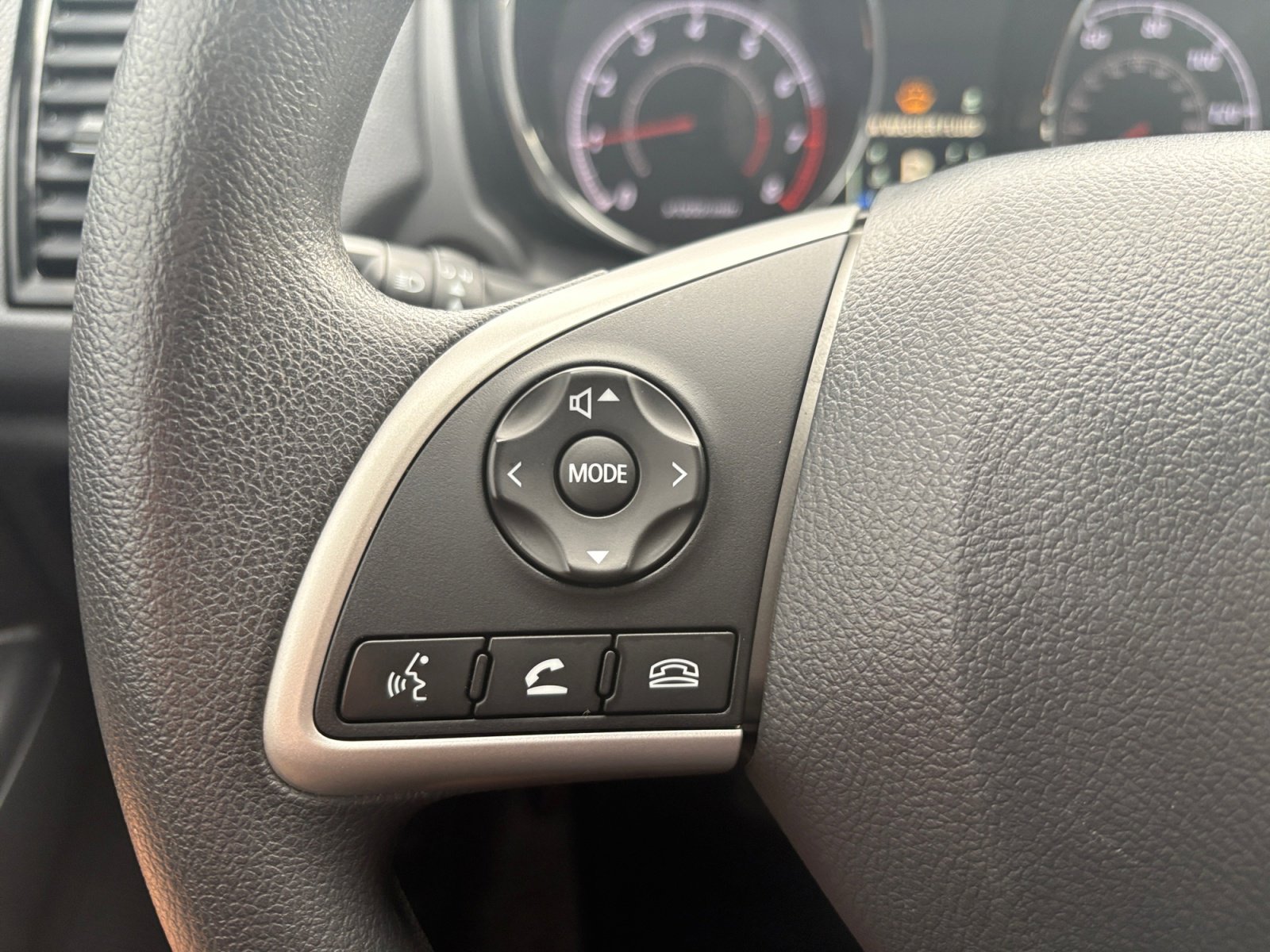 Used 2020 Mitsubishi Outlander Sport ES FWD image 15