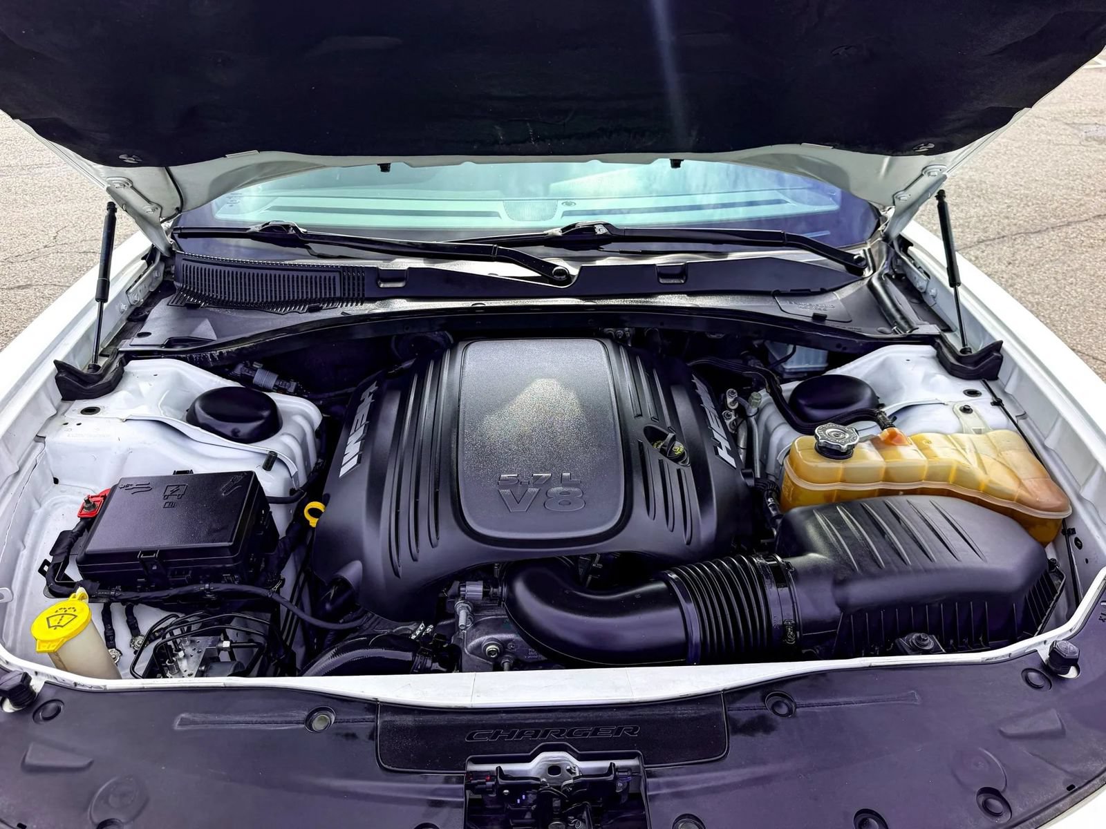Used 2019 Dodge Charger R/T RWD image 35