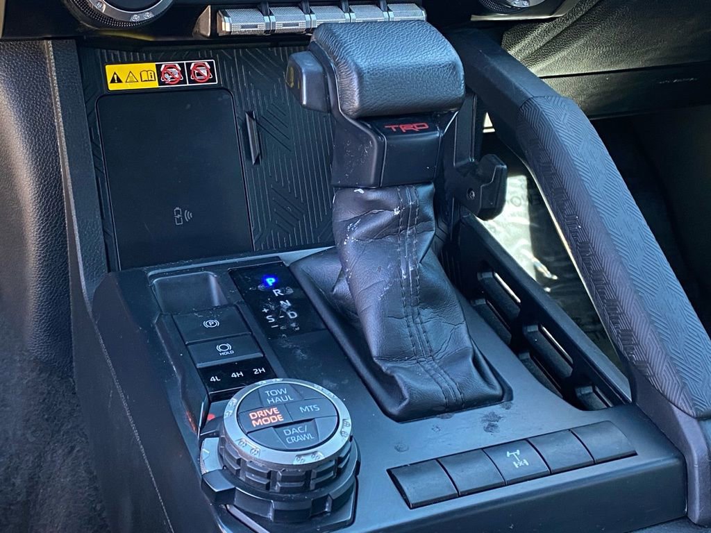 Used 2024 Toyota Tacoma TRD Off-Road w/ TRD Off Road Upgrade Package image 18