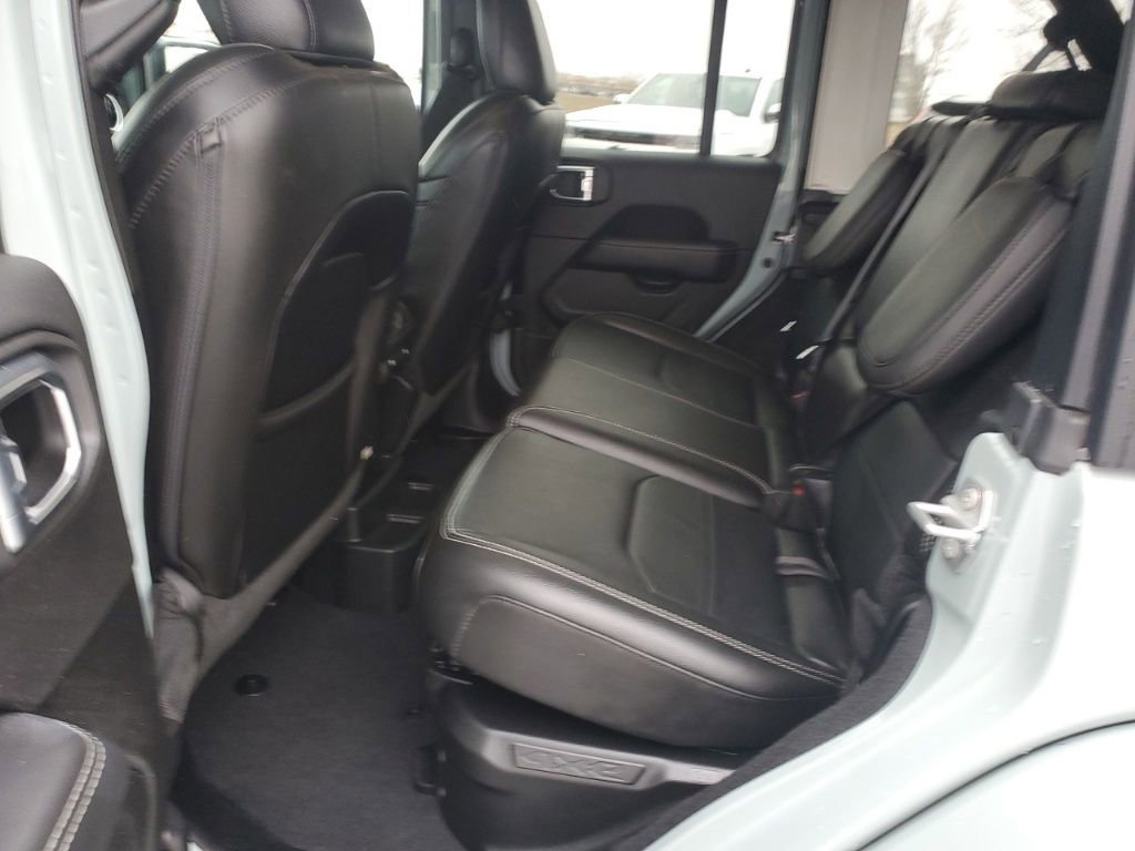 Used 2023 Jeep Wrangler Unlimited Sahara w/ Cold Weather Group image 23