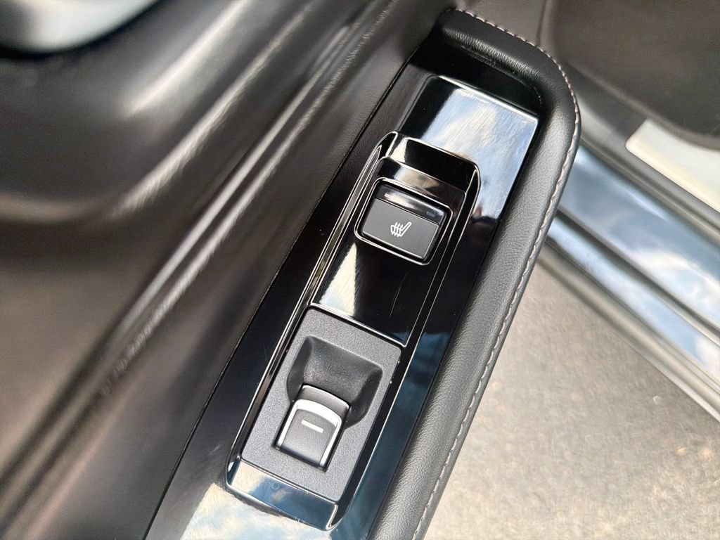 Used 2023 Honda Accord Touring image 45