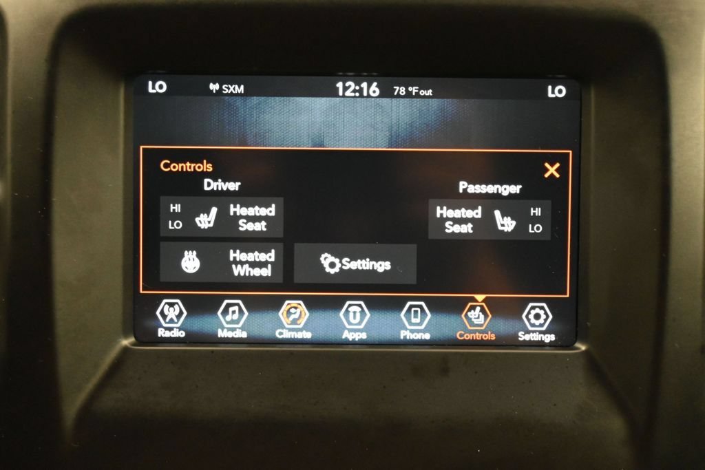 Used 2019 Jeep Compass Latitude w/ Cold Weather Group AWD/4WD image 17