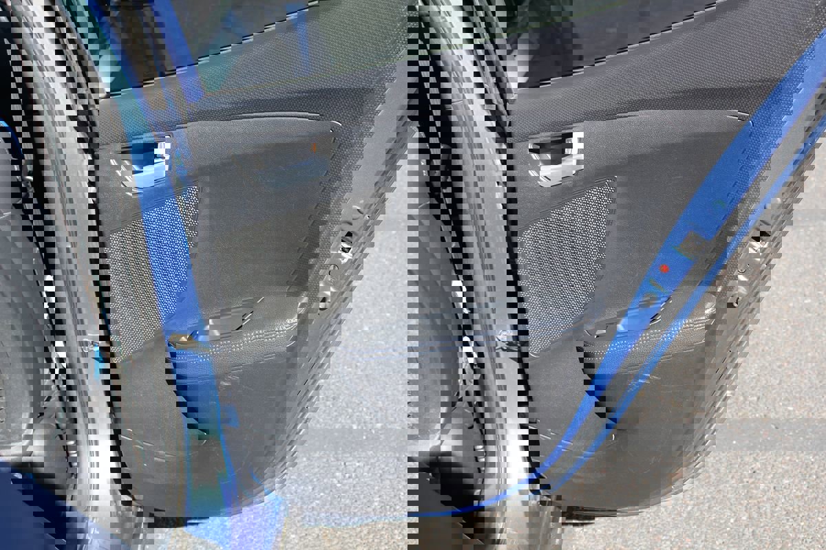 Used 2016 Hyundai Veloster Rally Edition image 15