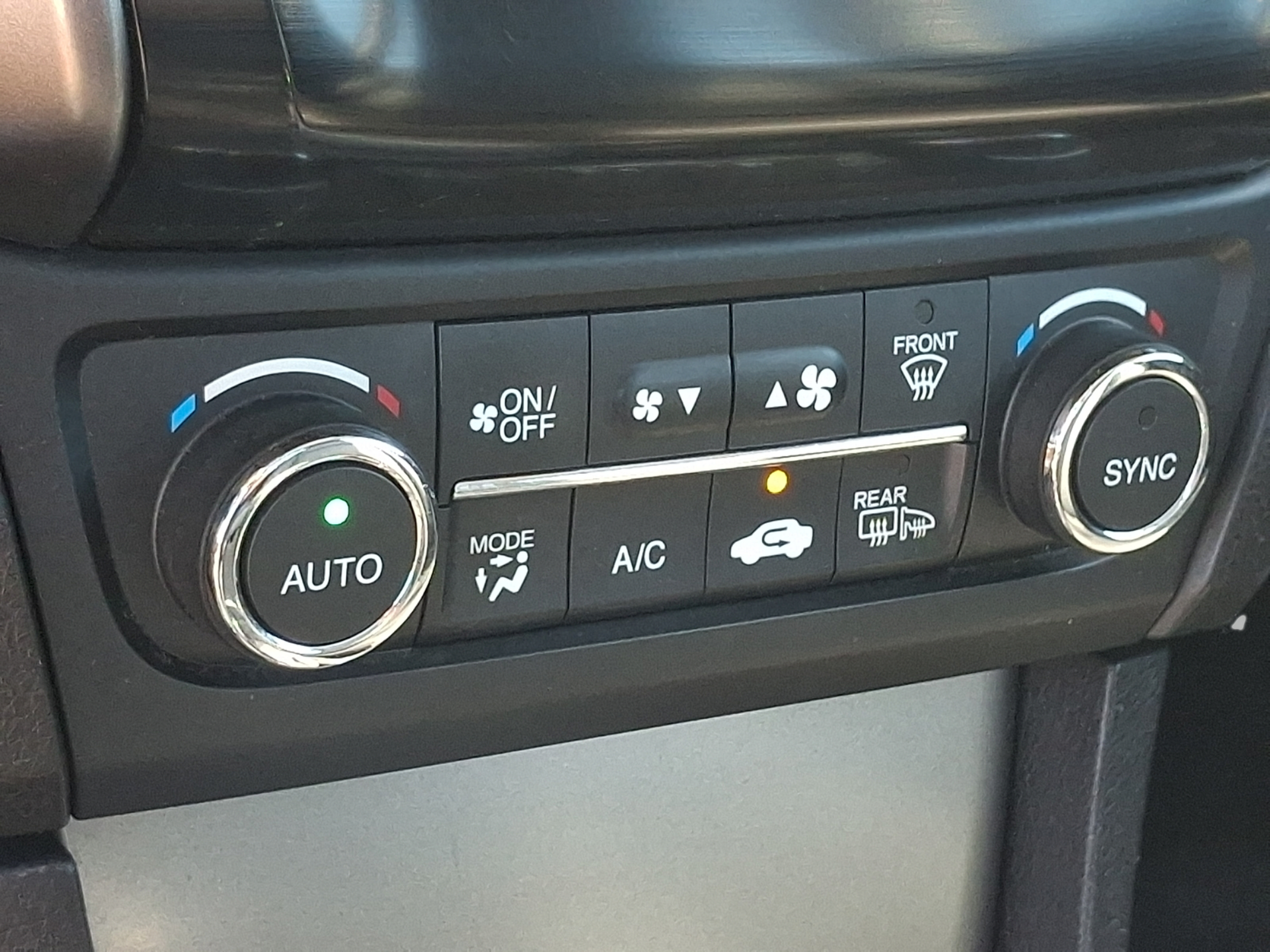 Used 2015 Acura ILX FWD image 27