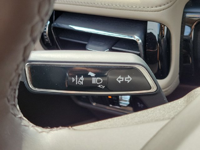 Certified 2023 Lincoln Nautilus Reserve FWD image 14