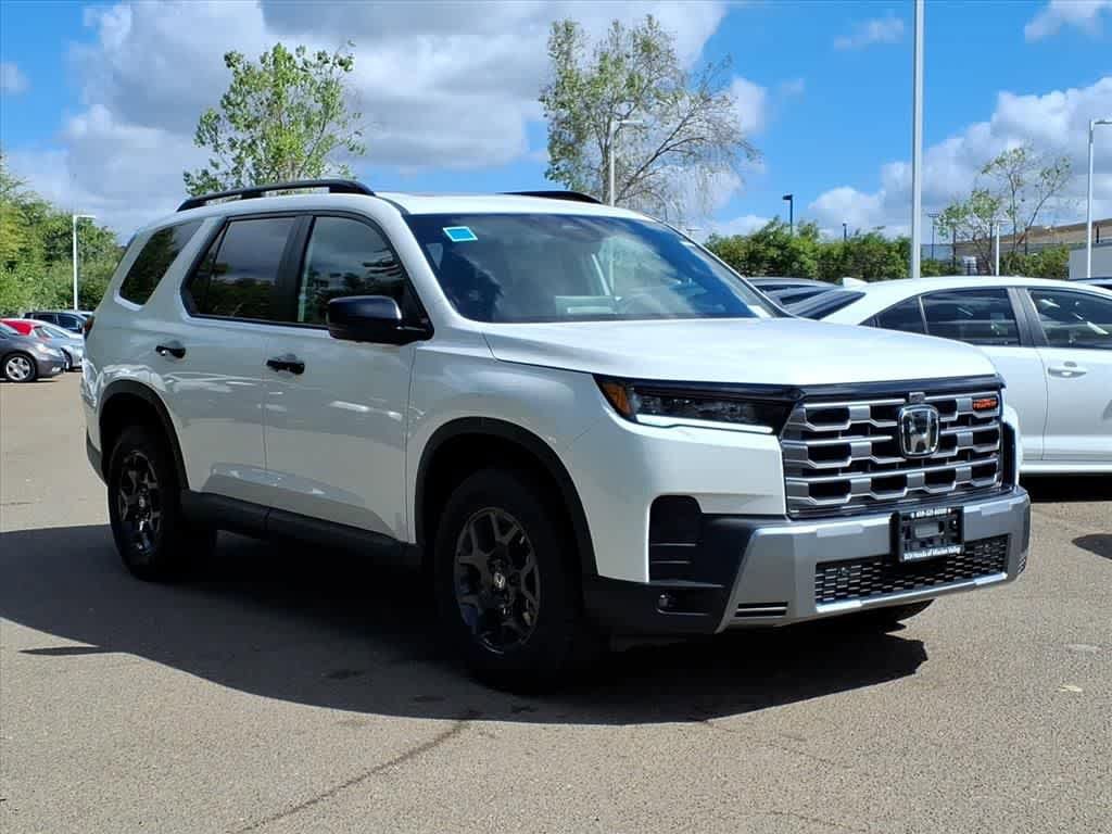 New 2026 Honda Pilot TrailSport image 3