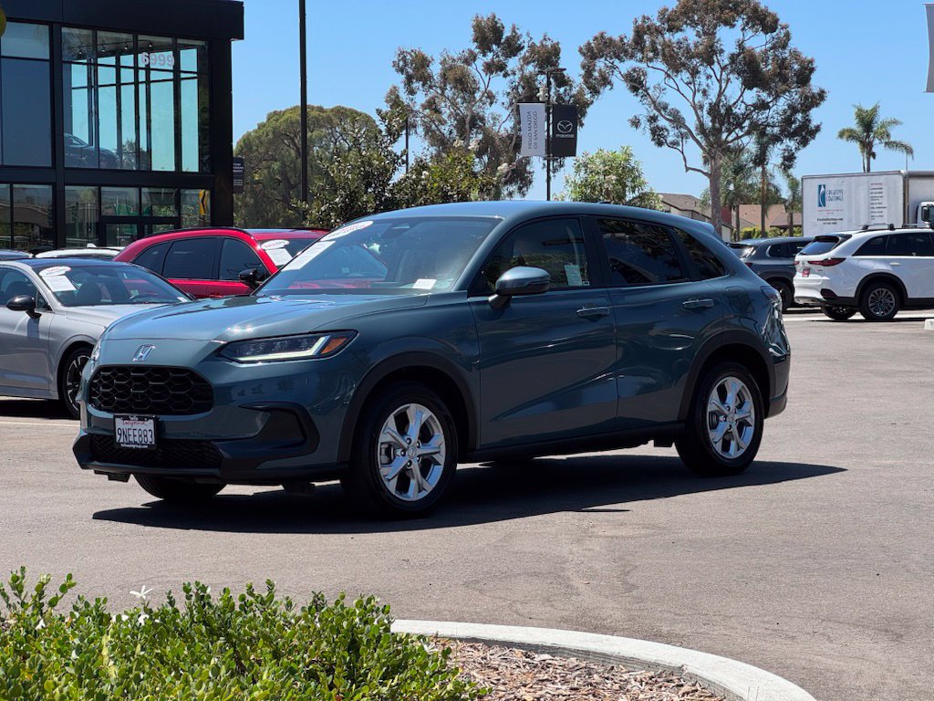 Used 2025 Honda HR-V LX image 5