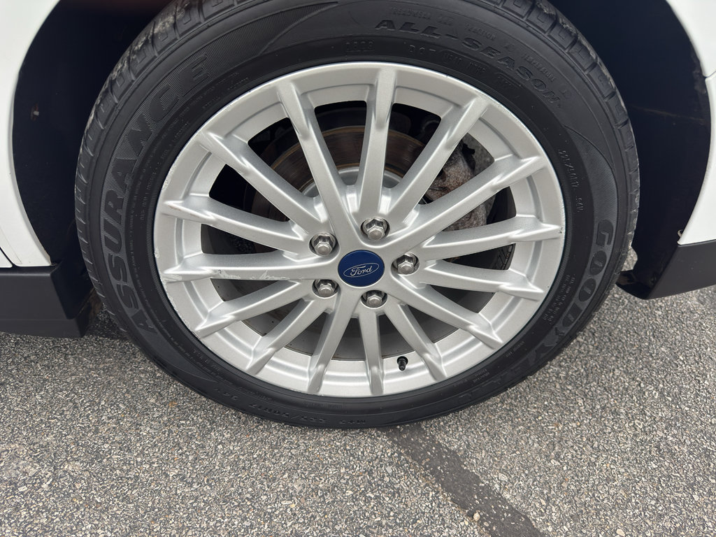 Used 2015 Ford C-MAX SE FWD image 22