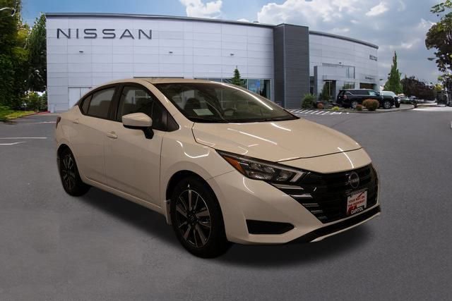 New 2025 Nissan Versa SV w/ Trunk Package