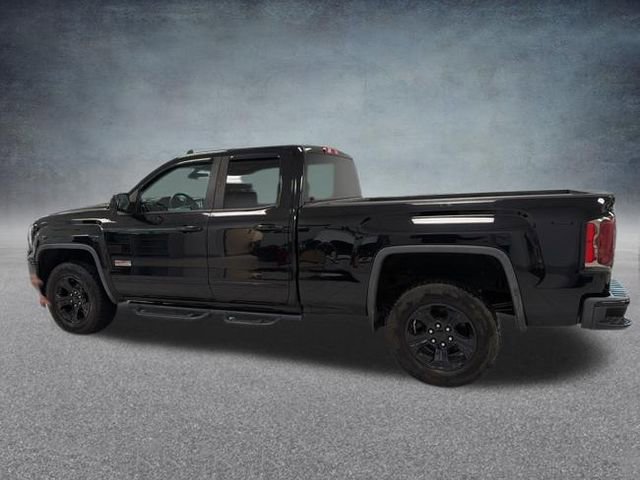 Used 2017 GMC Sierra 1500 SLT w/ All Terrain X Package AWD/4WD image 11