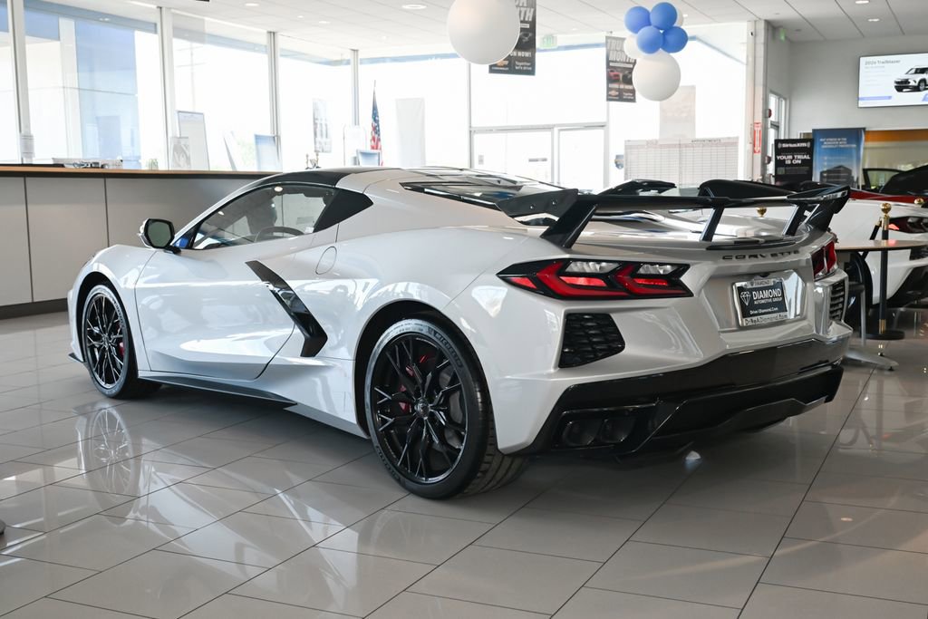 New 2026 Chevrolet Corvette Stingray Coupe w/ Z51 Performance Package RWD image 5