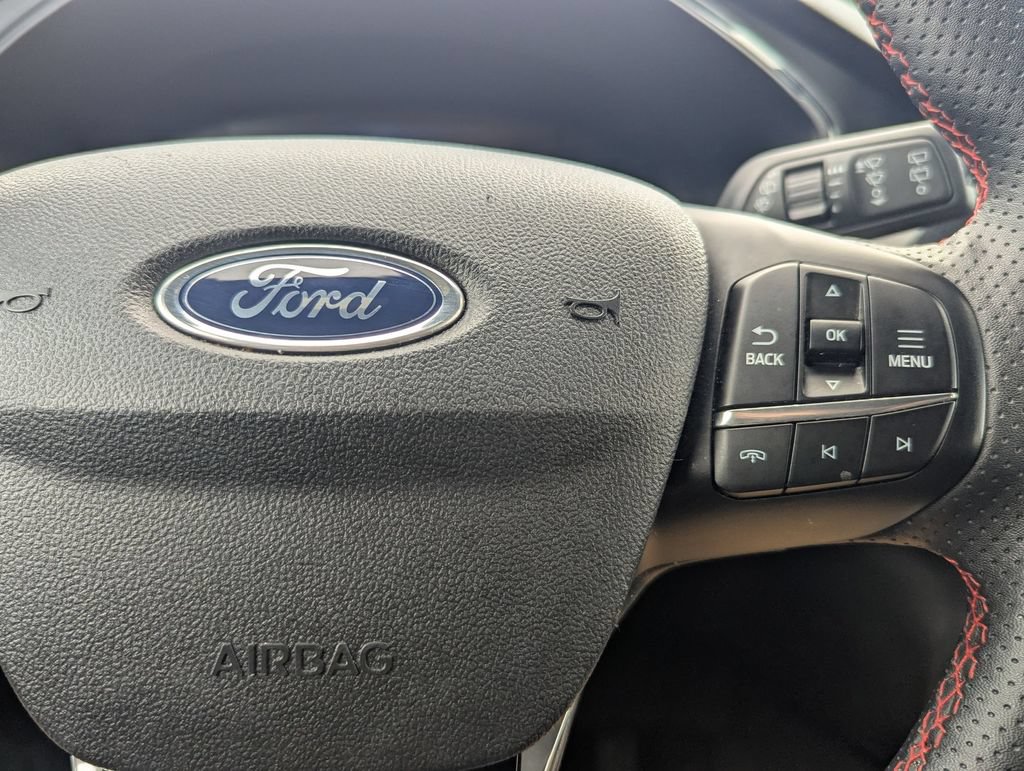 Used 2025 Ford Escape ST-Line Select AWD/4WD image 15