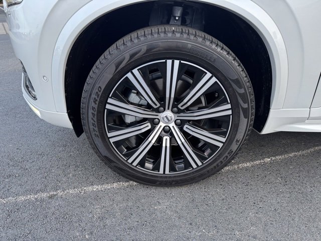 Used 2025 Volvo XC90 B6 Plus w/ Protection Package Premier image 17