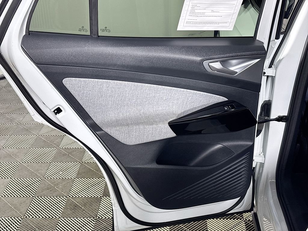 Certified 2023 Volkswagen ID.4 Pro image 19