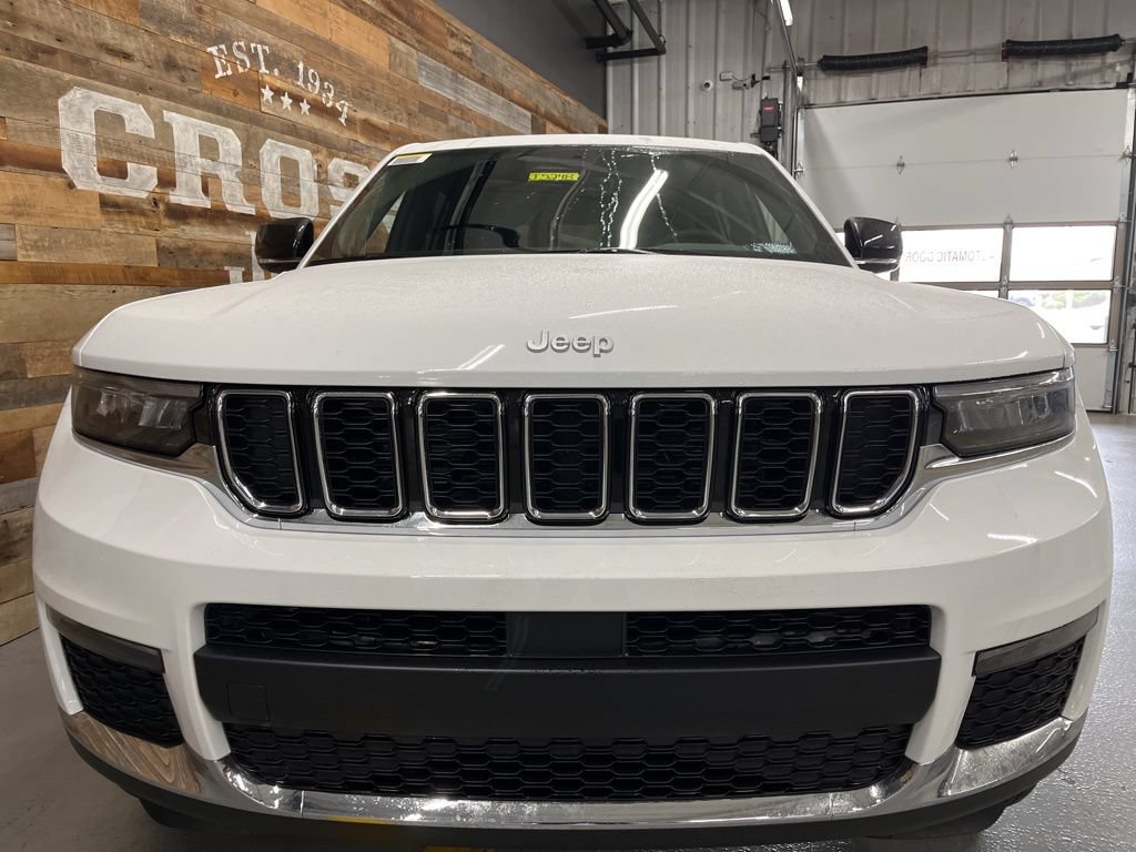 New 2025 Jeep Grand Cherokee L Limited w/ Trailer Tow Package AWD/4WD image 8