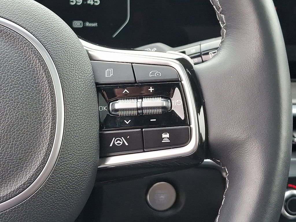 Used 2025 Kia Sorento SX Prestige image 24