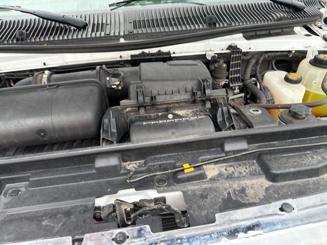 Used 2022 Ford E-450 and Econoline 450 Super Duty w/ Power Windows & Locks Group RWD image 27