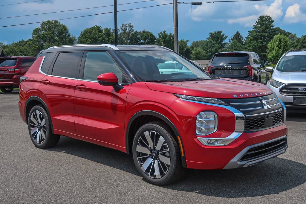 New 2025 Mitsubishi Outlander SEL