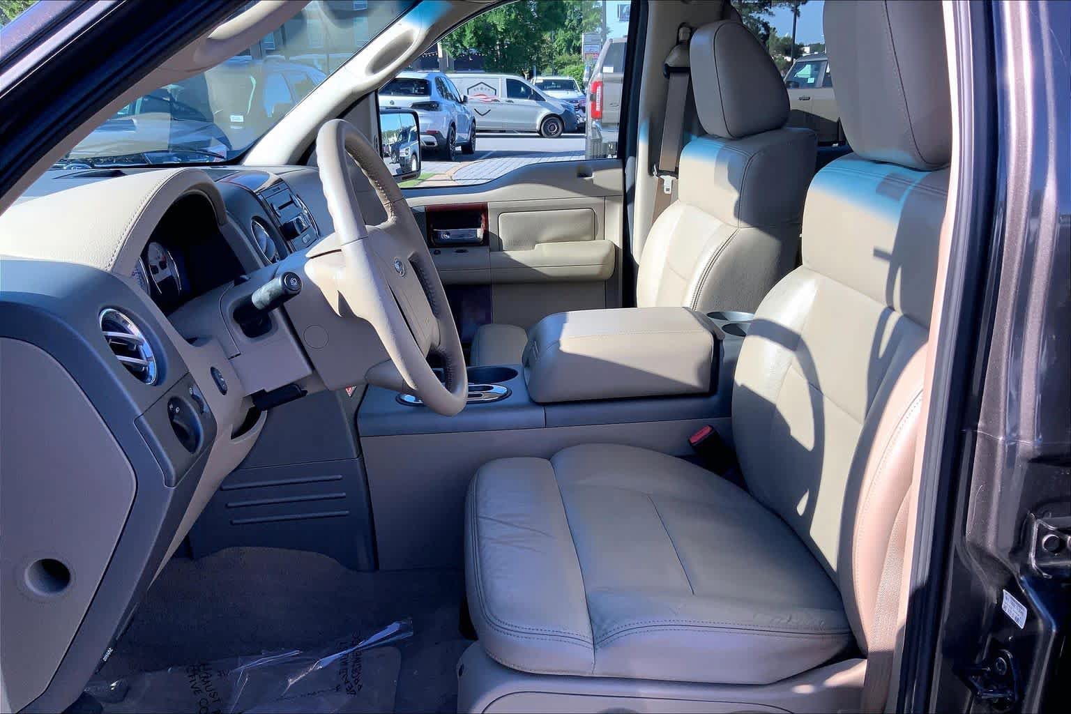 Used 2005 Ford F150 Lariat RWD image 7