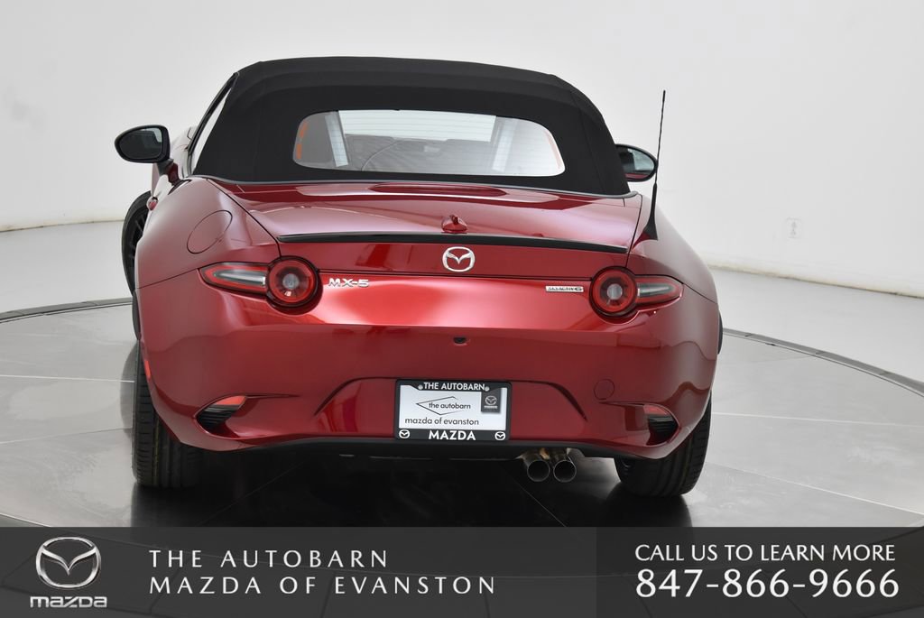 New 2026 MAZDA MX-5 Miata Club w/ Weather Package RWD image 10
