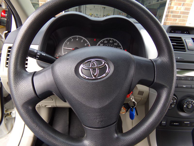 Used 2012 Toyota Corolla L image 27
