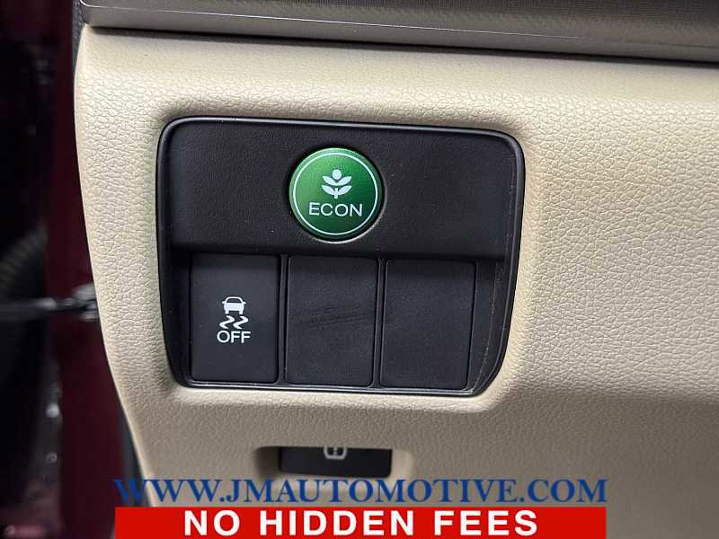 Used 2013 Honda Accord LX image 32