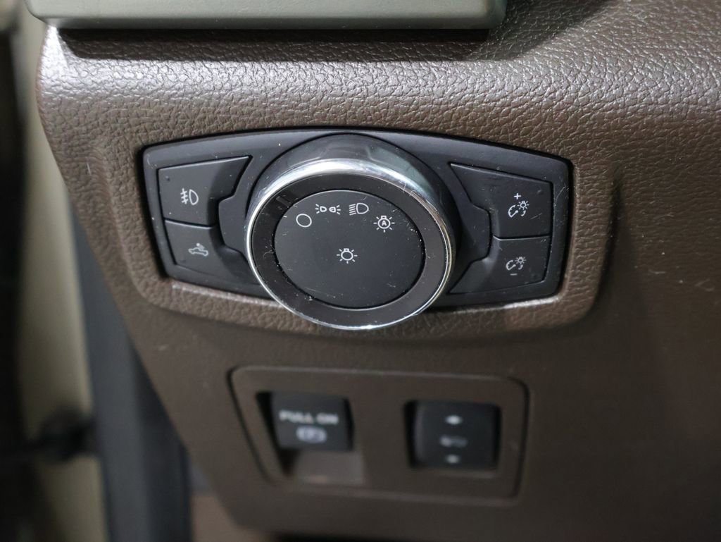 Used 2018 Ford F150 King Ranch w/ Equipment Group 601A Luxury image 35